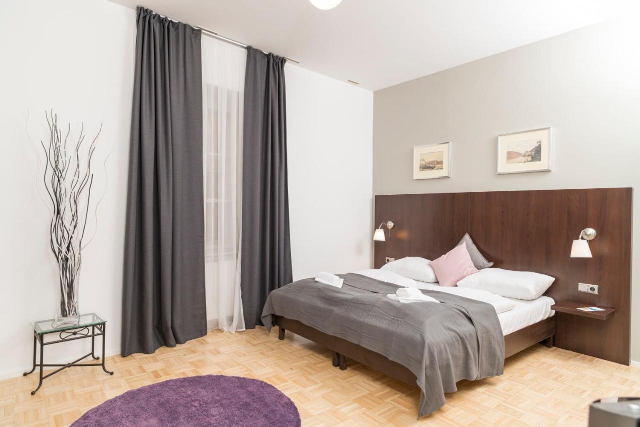 Stephansdom Premium Apartament
